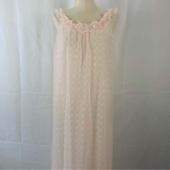 Vintage Maxi Soft Pink Nightgown - Picture 3 of 8